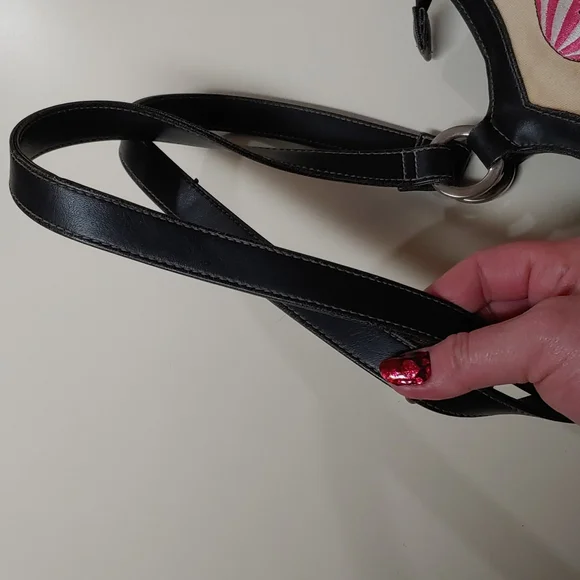 Frankie and Johnnie Dainty Vintage Shoulder Bag - Picture 8 of 16